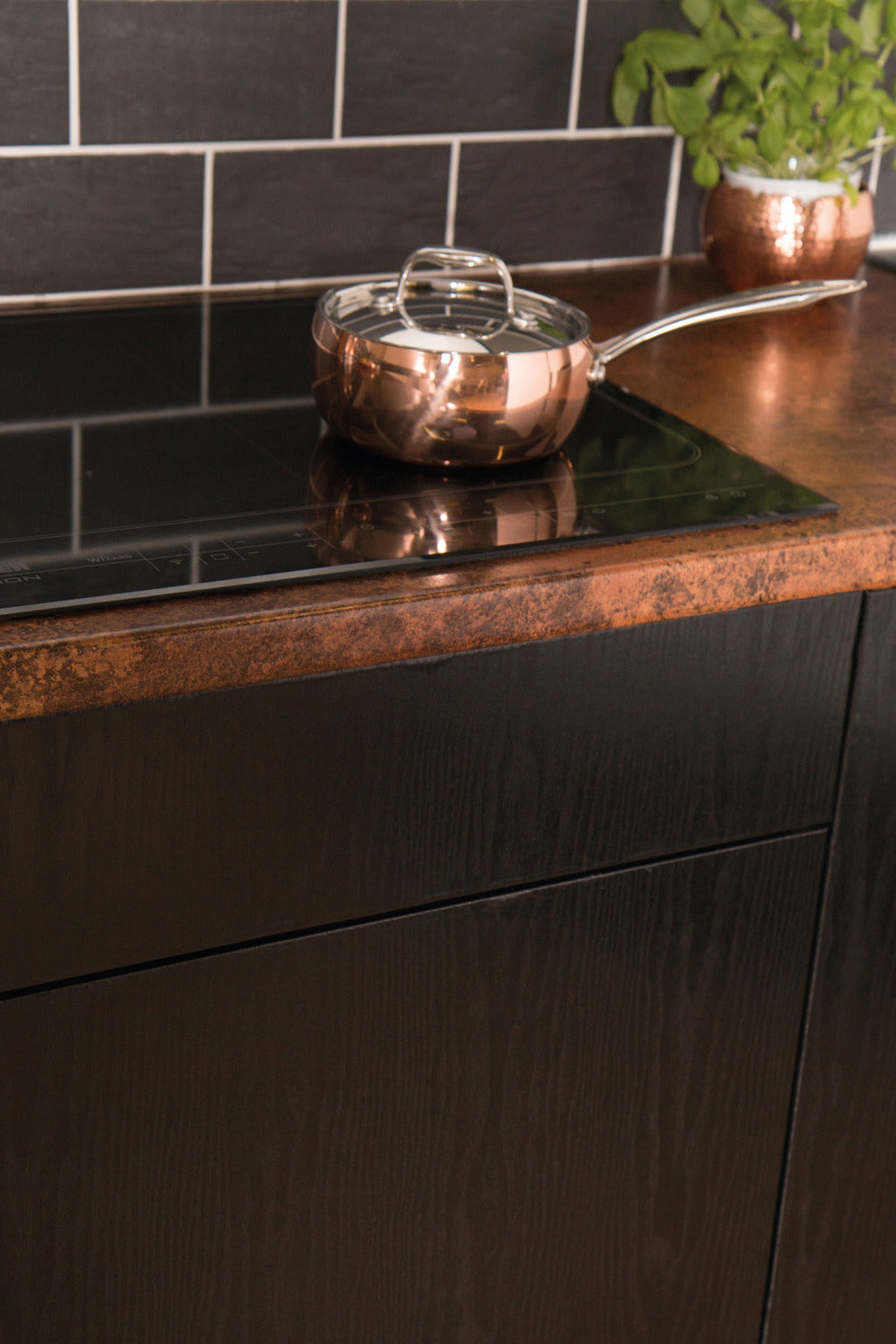 Kontaktplast Blackwood